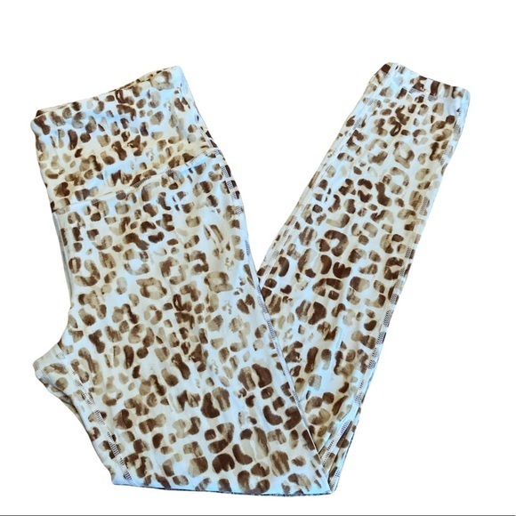 Versona Pants - VERSONA Womens Animal Print Leggings - sz Medium